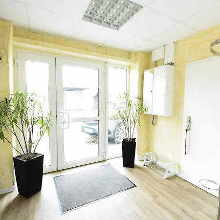 Haus Shiralee - Warnemünde Apartment *